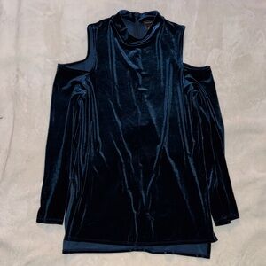 Elegant Blue Velvet Cold Shoulder Dress